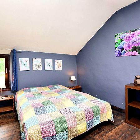 Spacious Holiday Home In Lierneux With Garden Dış mekan fotoğraf