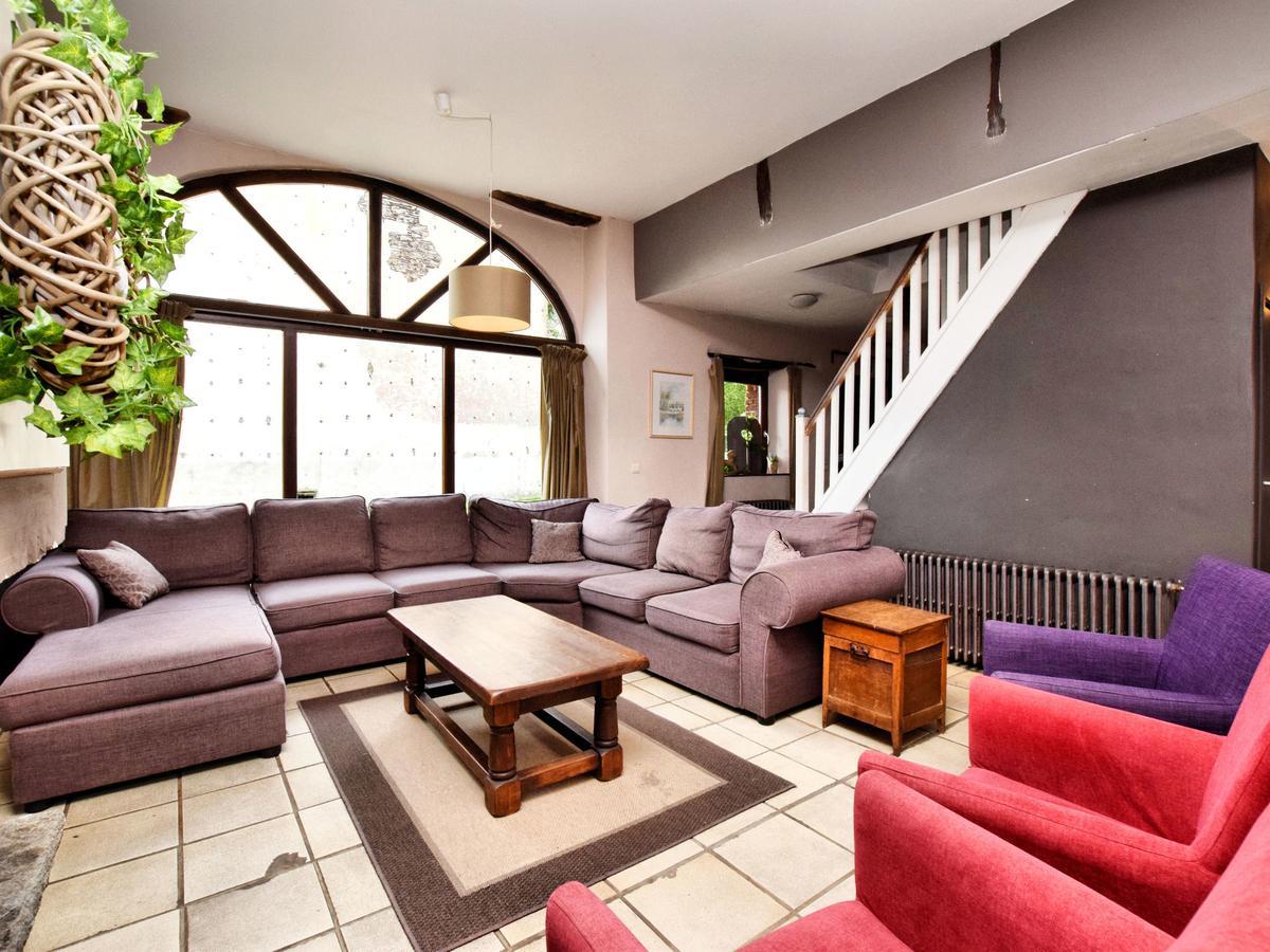 Spacious Holiday Home In Lierneux With Garden Dış mekan fotoğraf