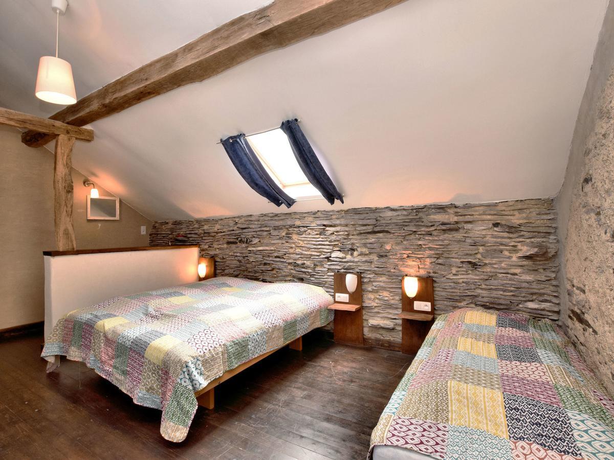 Spacious Holiday Home In Lierneux With Garden Dış mekan fotoğraf