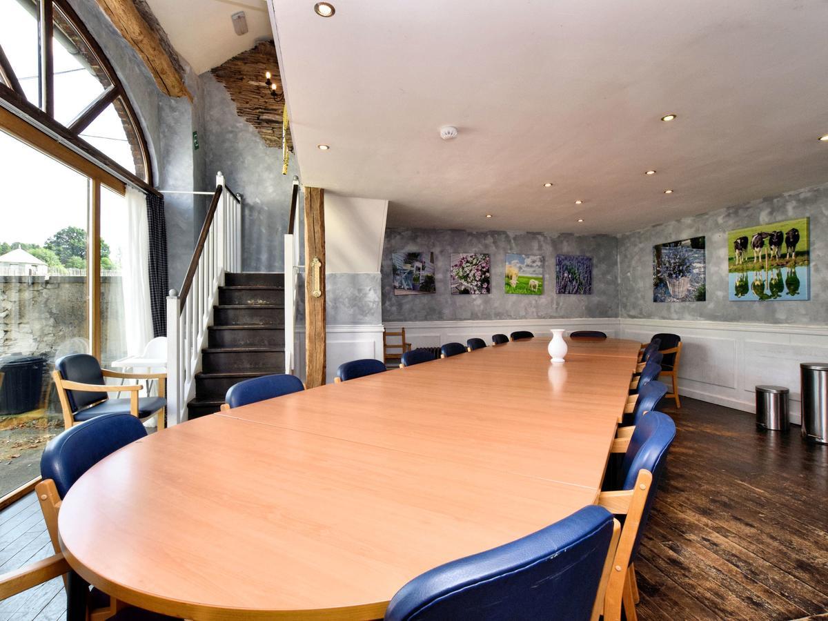 Spacious Holiday Home In Lierneux With Garden Dış mekan fotoğraf