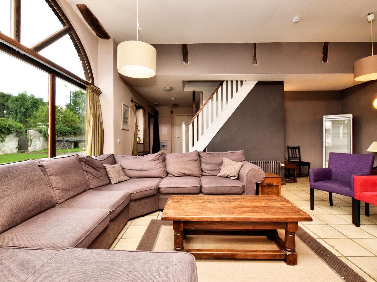Spacious Holiday Home In Lierneux With Garden Dış mekan fotoğraf