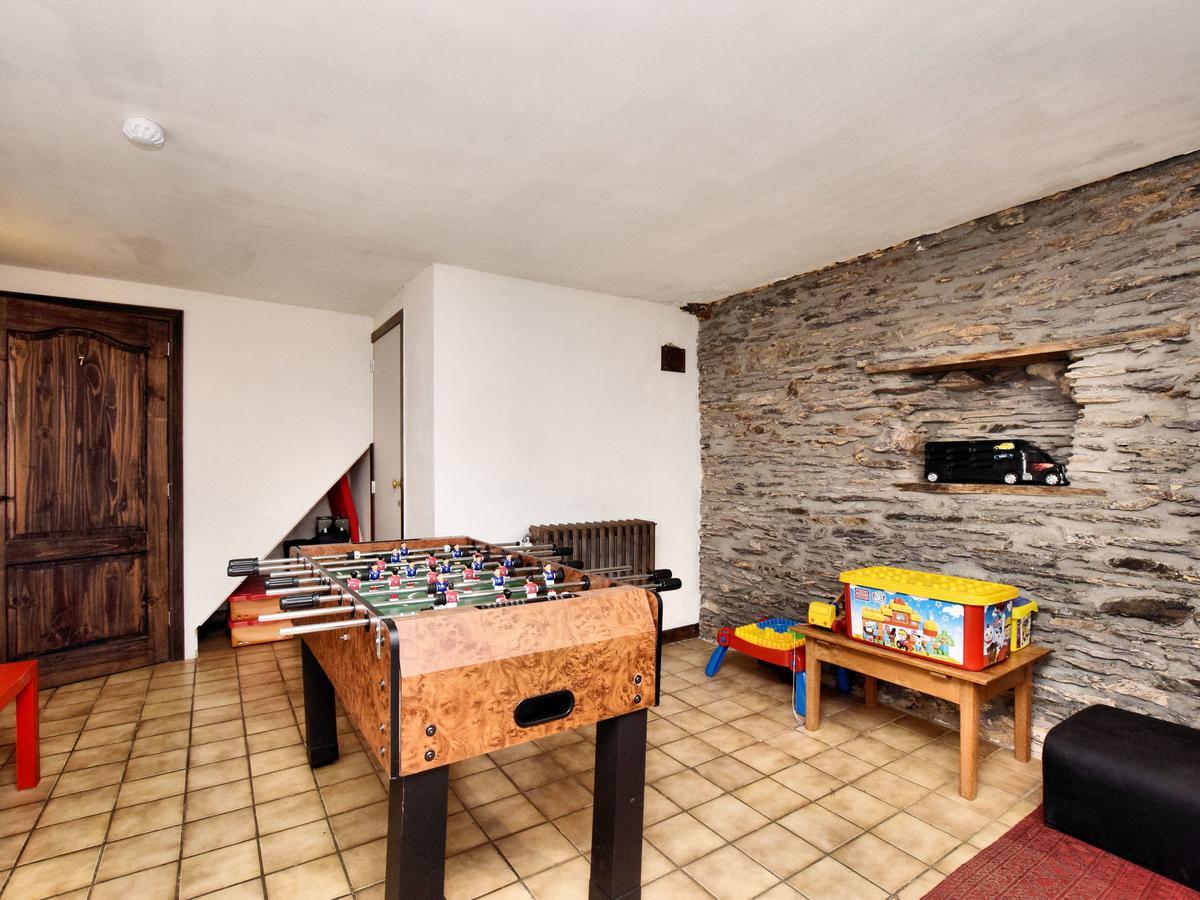 Spacious Holiday Home In Lierneux With Garden Dış mekan fotoğraf